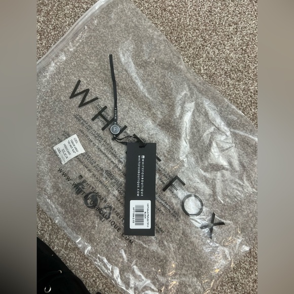 White Fox Boutique top - Picture 4 of 4